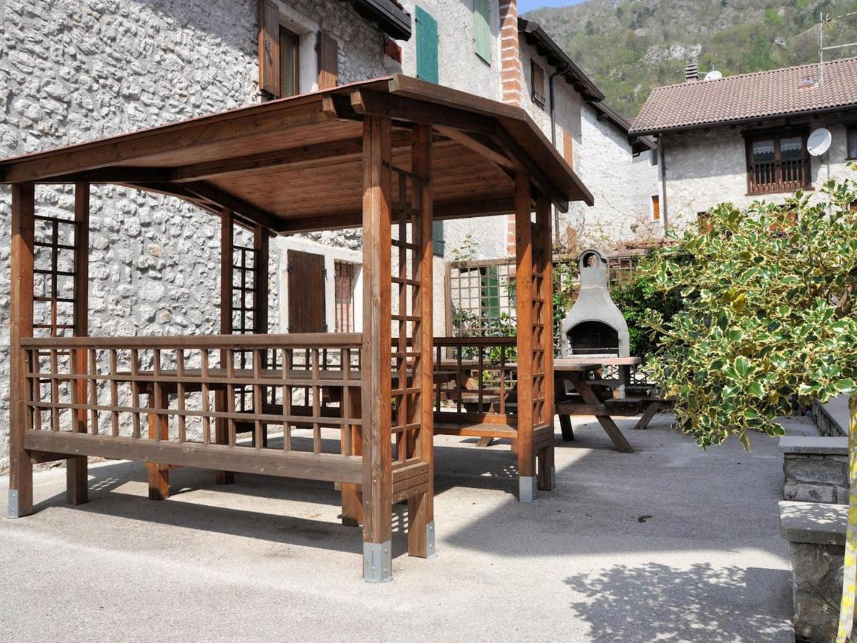 Apartment Albergo Diffuso - Cjasa Ustin-3 By Interhome Barcis Exterior photo