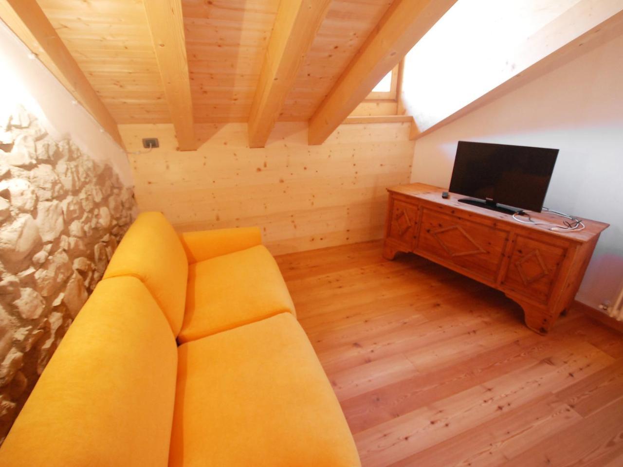 Apartment Albergo Diffuso - Cjasa Ustin-3 By Interhome Barcis Exterior photo